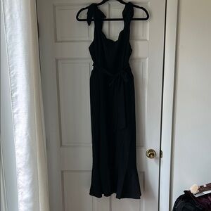 SHEIN Black Sequin Embellished Sweetheart Midi Dress